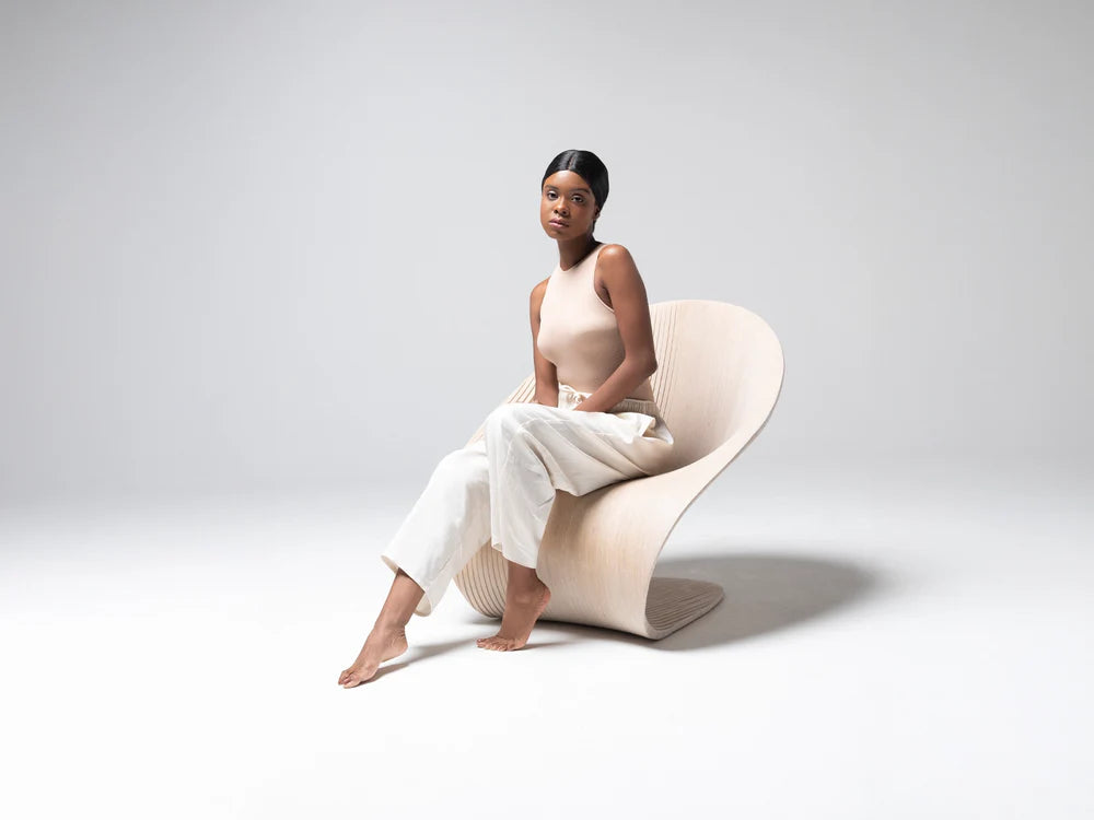 Palm rest chair
